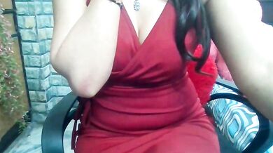 Sexy_iknoor's steamy Indian strip show with a big ass and romantic twist