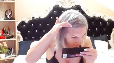 Diamond888 gets a white squirt while playing with her new toy in doggy-style