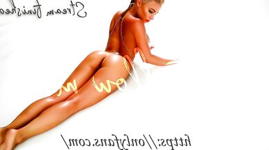 Carolinaherera's insatiable thirst for cum on her tits - Web recording