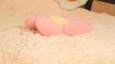 Watch Tiny_miracle's mesmerizing buttocks and seductive ass in stunning video