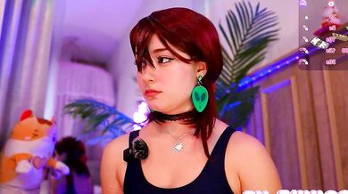 Watch Sunny_Sonnie's stunning body on webcam in virtual reality!