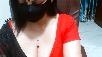 Opshora's down-to-earth dirty talk will make you want to gape