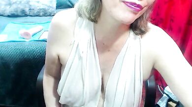 Watch how this hot latina deepthroats & gets her ass drilled in doggy-style with her big tits bouncing!