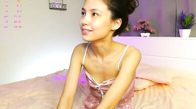 Watch Augustaherlan's stunning tits & hunger for a role play in this hot stream