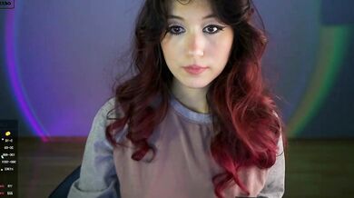 Gorgeous princess with ravishing curves and exotick booty gets naked on camera