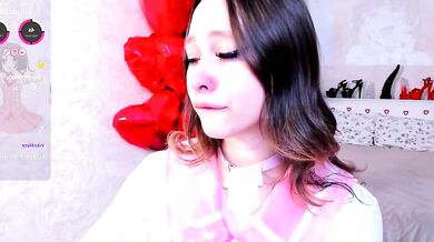 KarolineNeuer's Young BBW Pussy Squirts with Double Penetration and Big Dildo Action