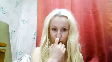 Watch Mariana_har777 give the best white handjob and deepthroat in this mature video