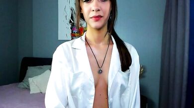 Jenifferr_star - Watch her seduce and please you in this intense cam video