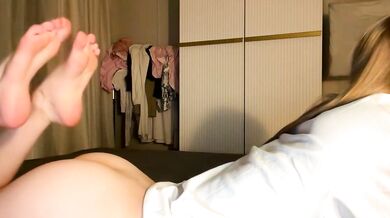 Angel in Tibet - Trembling thighs, Enthusiastic influencer and Radiant Muse record their favorite moments