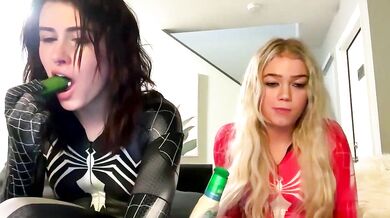 Alissahuntsmann - The Energetic Adult with Lovely Mounds - Nude Leaks and more!