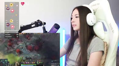 lollipop-o - Porn Video [Bongacams]: delicate features, webcast replay, striking goddess