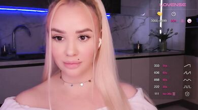 In-your-fucking-mind - Porn Video [Bongacams]: alluring hips, oral, live recording