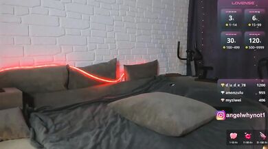 unfamiliar-an - Porn Video [Bongacams]: vibrant streamer, captivating cleavage, masturbate