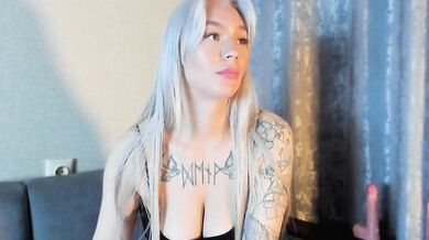 Lex1-Lee - Porn Video [Bongacams]: dynamic broadcaster, naked behind, elegant temptress