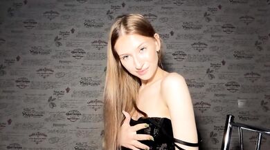 GeorgeTallada - Porn Video [Cam4]: voluptuous décolletage, pure temptation cam, charismatic streamer