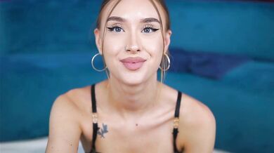 MaryJWatson - Porn Video [Bongacams]: intense passion, svelte frame, shapely silhouette