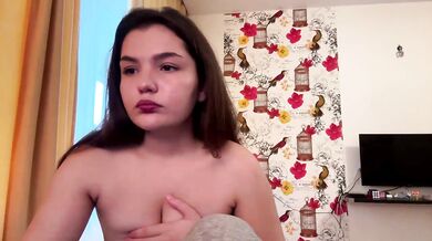 MonaDelacuesta - Porn Video [Cam4]: provocative moves live, stunning posterior, enthusiastic streamer