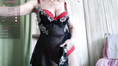 VILENIKA - Porn Video [Bongacams]: beautiful, lively cam slut, breathtaking booty