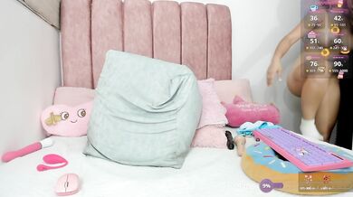 Erin- - Porn Video [Bongacams]: perfectly shaped booty, elegant buttocks, naughty cam replay