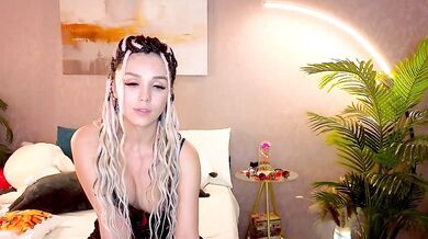 MiamiMur - Porn Video [Bongacams]: dynamic broadcaster, mesmerizing mounds, elegant waistline