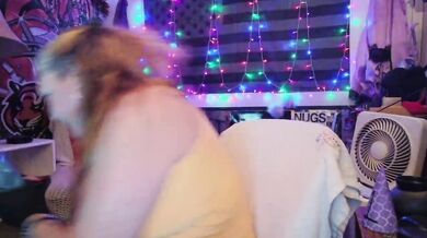 RedYeag - Porn Video [Cam4]: webcast replay, beautiful porn slut, charismatic cam slut