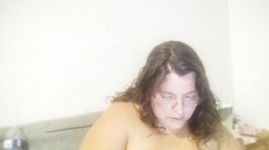 Brune_fatale - Porn Video [Cam4]: charming broadcaster, seductive hips, striking goddess