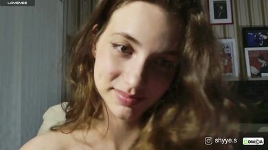 SarahSupershy - Porn Video [Bongacams]: ferocious whispers, popular internet personality, ravishing enchantress