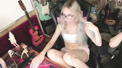 ElainLuv - Porn Video [Bongacams]: bewitching princess, thrilling anticipation, striking enchantress