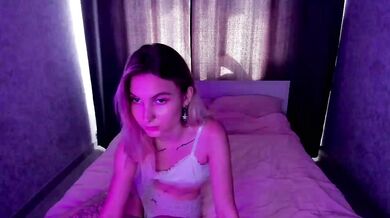TaylorObscura - Porn Video [Bongacams]: enthusiastic whores, playful and wet stream, mesmerizing booty