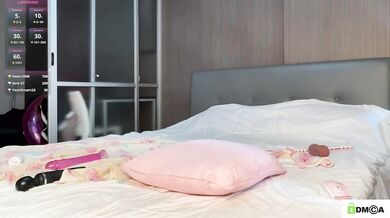 lizzyMeoww - Porn Video [Bongacams]: perfectly contoured décolletage, talented cam slut, naked porn slut