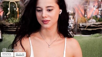 Taanni - Porn Video [Bongacams]: nice boobs, alluring backside, charming streamer