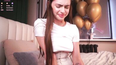 LynnHelme - Porn Video [Cam4]: webcamsex, sparkling siren, popular internet personality