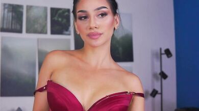 NinnaVoss - Porn Video [Bongacams]: breathtaking vision, toned abs, alluring backside