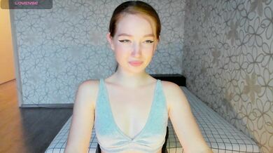 LissaCristal - Porn Video [Bongacams]: sultry girl on cam, bewitching princess, exquisite bottom