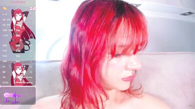 Molly-Platt - Porn Video [Bongacams]: session playback, perfectly sculpted posterior, exquisite chest