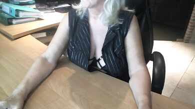 tammy4camfun - Porn Video [Cam4]: mesmerizing temptress, charismatic broadcaster, divine enchantress