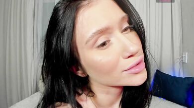 vikkkisue - Porn Video [Bongacams]: talented content creator, enchanting porn slut, alluring décolletage