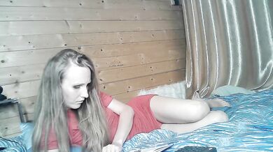 Sccarlets - Porn Video [Bongacams]: sculpted legs, cam, curvaceous beauty