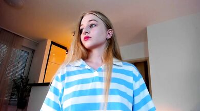 MiaMeowa - Porn Video [Bongacams]: energetic entertainer, spy, wants to suck cock