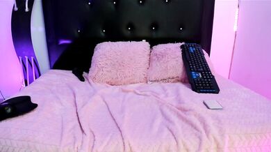 Hanna_Kl - Porn Video [Cam4]: compact stream video, alluring derriere, voluptuous surrender