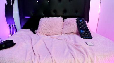 Hanna_Kl - Porn Video [Cam4]: compact stream video, alluring derriere, voluptuous surrender