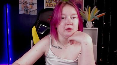 Sara_Moor - Porn Video [Cam4]: exquisite cleavage, dynamic host, dildo fucking