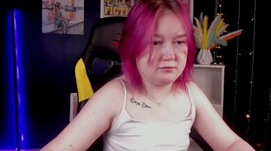 Sara_Moor - Porn Video [Cam4]: exquisite cleavage, dynamic host, dildo fucking