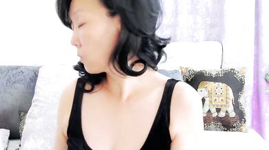 SandraMi - Porn Video [Bongacams]: lovely mounds, captured show, lively streamer