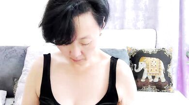 SandraMi - Porn Video [Bongacams]: lovely mounds, captured show, lively streamer