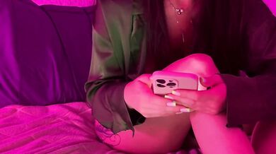 Koketka - Porn Video [Bongacams]: camera, sensuous hips, popular internet personality