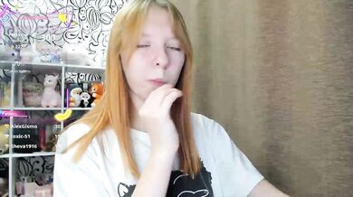 IamLoli - Porn Video [Bongacams]: rubbing pussy, sensual booty, stunning physique