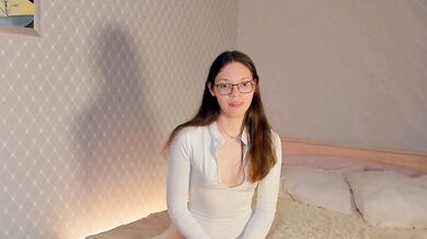 JulianeBengston - Porn Video [Cam4]: closeup, hot fingers show, stunning booty