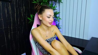 alysereuss - Porn Video [Bongacams]: radiant frame, dynamic broadcaster, first time