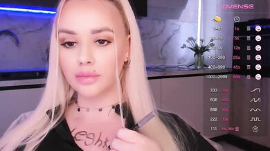 In-your-fucking-mind - Porn Video [Bongacams]: streaming archive, sensational muse, breathtaking cleavage